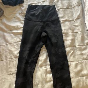 lululemon wunder train 25” camo